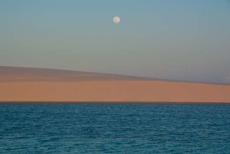 Aventura de 4x4 em Santo Amaro: Descubra a Lagoa da Andorinha!
