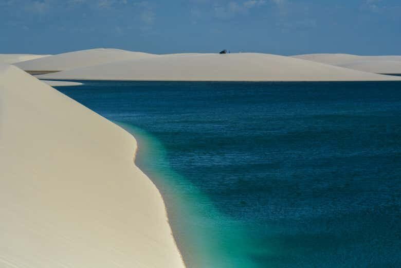 Aventura de 4x4 em Santo Amaro: Descubra a Lagoa da Andorinha!
