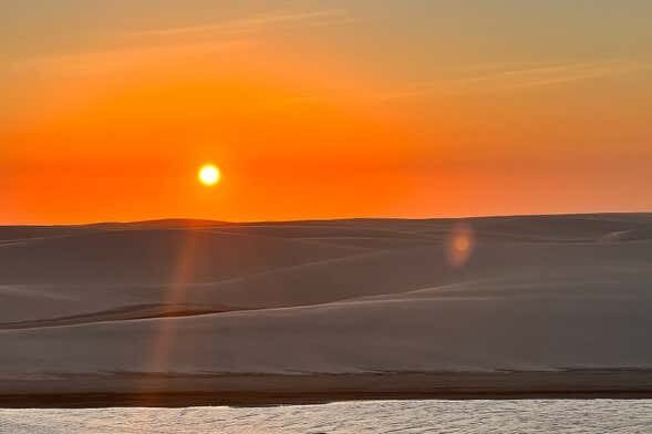 Explore as Dunas dos Lençóis Maranhenses ao Entardecer de 4x4!
