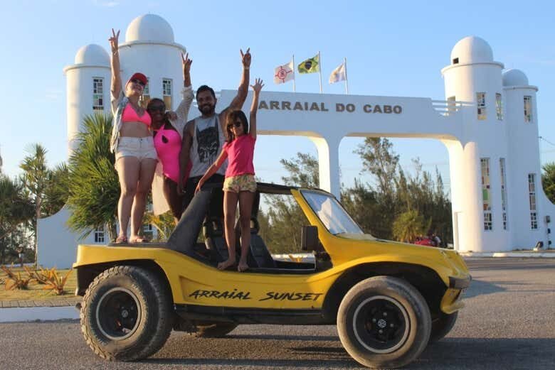 Tour de Buggy por Arraial do Cabo: Aventura e Beleza Natural!