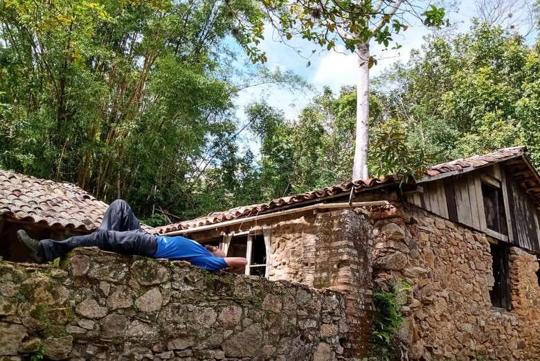 Trilha e Barco na Costa da Lagoa: Natureza e Cultura em Florianópolis!