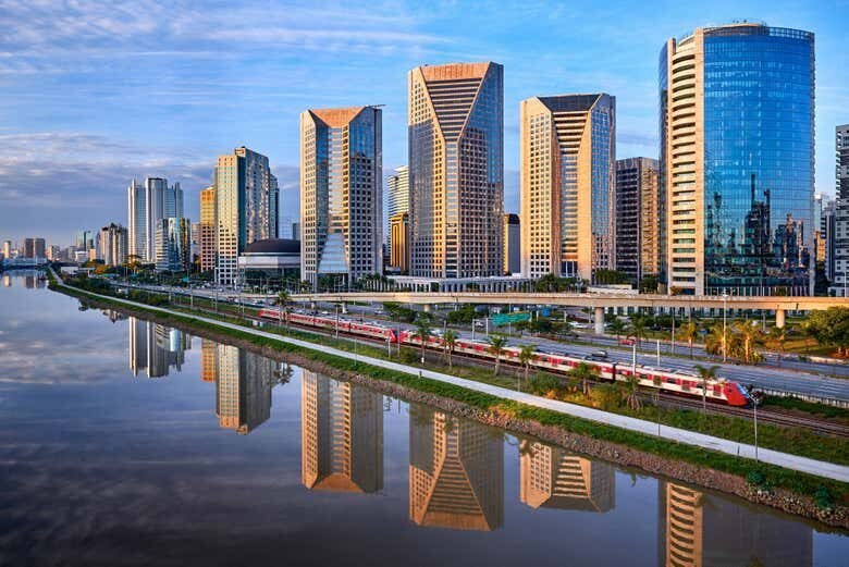 Explore São Paulo: Edifícios Icônicos, Arte e Cultura em um Tour Completo!