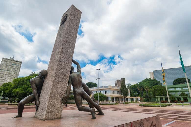Descubra Goiânia: Tour Panorâmico pela Capital de Goiás!