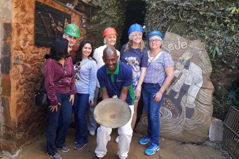 Explore Ouro Preto: Passeio Exclusivo pela História Barroca com Guia Privativo!