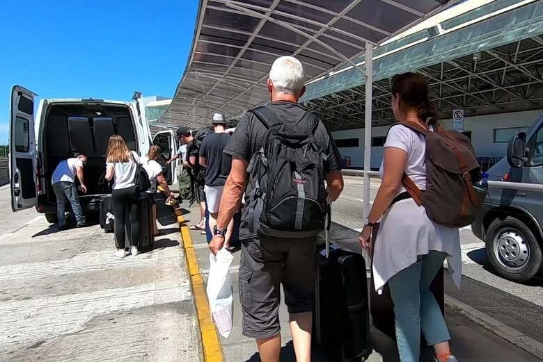 Transfer do Rio de Janeiro para Conceição de Jacareí com todo conforto e segurança!