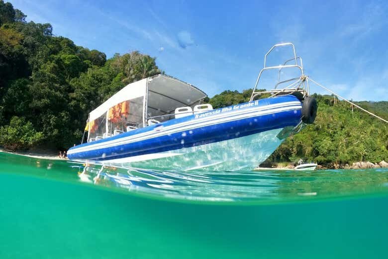 Transfer para Ilha Grande: Uma Jornada Incrível ao Paraíso Tropical!