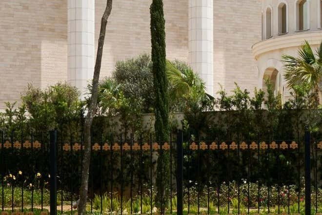 Descubra o Impressionante Templo de Salomão em São Paulo!