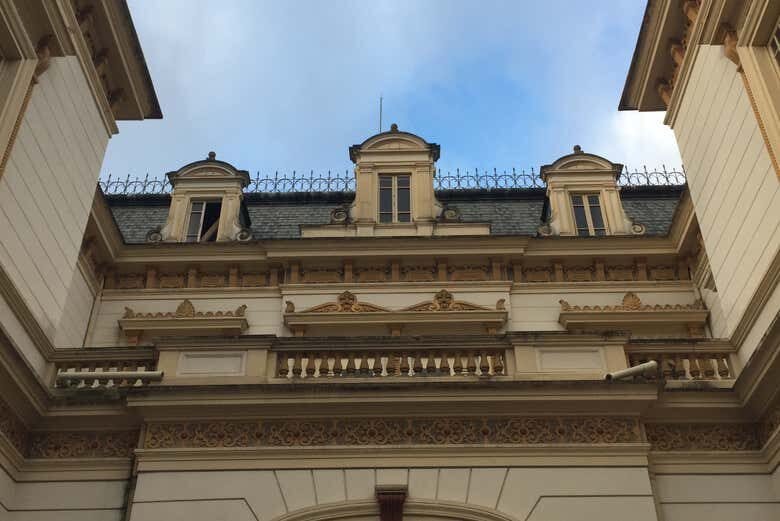 Explore o Encanto Histórico dos Campos Elíseos: Um Passeio Guiado Imperdível!