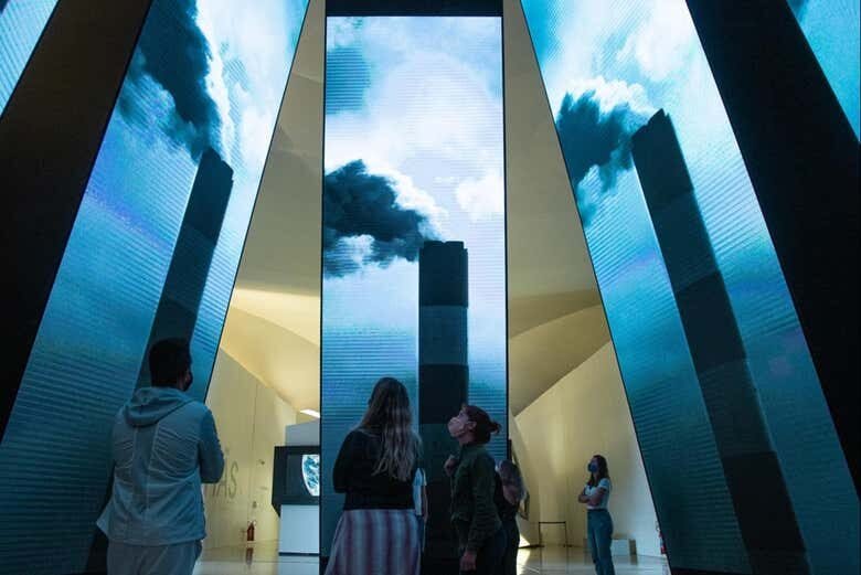 Explore a Baía de Guanabara e o Museu do Amanhã: Uma Experiência Inesquecível!