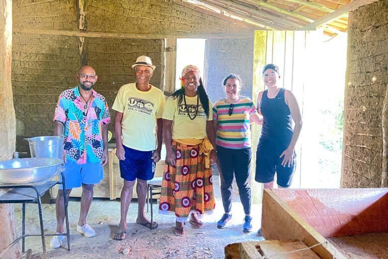 Desvende a Cultura Afro-Brasileira: Excursão ao Fascinante Quilombo Kaonge!