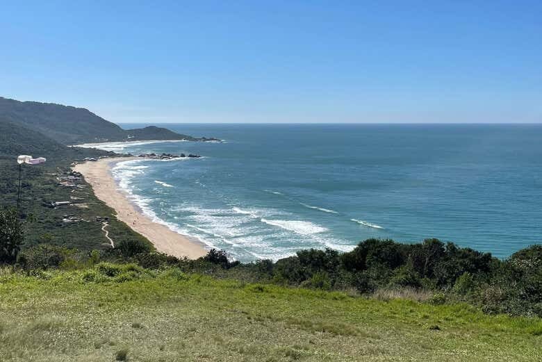 Trilha do Gravatá: Praia Escondida e Natureza Selvagem em Floripa!