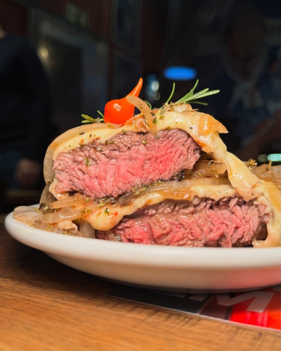 De Montevidéu a Porto Alegre: Créditos para curtir a Parrilla La Chivi!