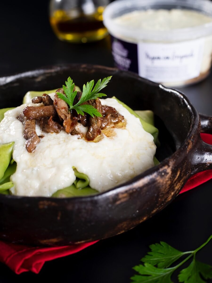 Créditos para levar para casa massas frescas e recheadas feitas artesanalmente!