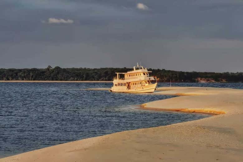Expedição Amazônica pelo Rio Arapiuns: 5 Dias de Imersão na Natureza!