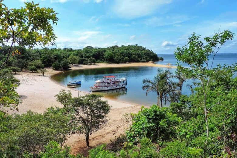 Expedição Amazônica pelo Rio Arapiuns: 5 Dias de Imersão na Natureza!