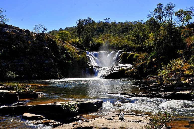 Trilha pelo Salto Corumbá: Descubra as Maravilhas Naturais de Pirenópolis!