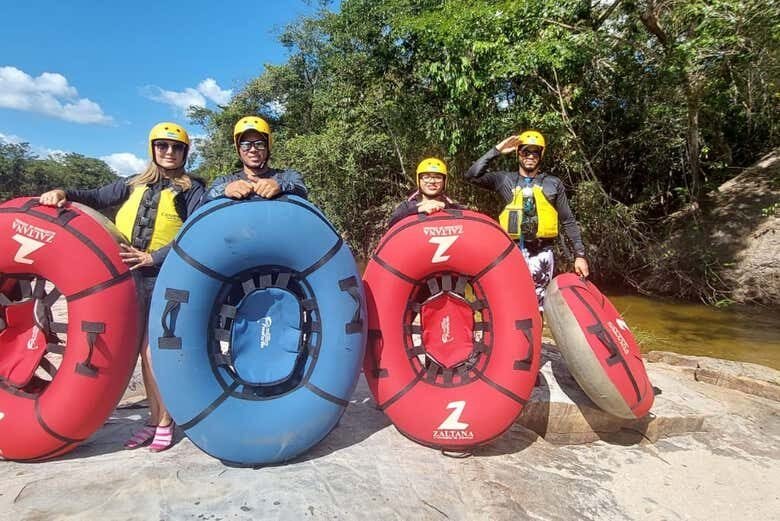 Tubing no rio das Almas com piquenique!