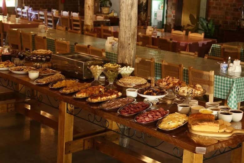 Excursão Cultural e Gastronômica a Gramado: Histórias e Sabores do Rio Grande do Sul!