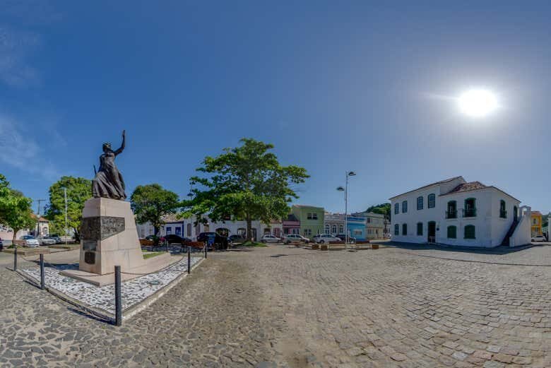 Excursão Histórica a Laguna: Descubra a Riqueza Cultural e Natural de Santa Catarina!