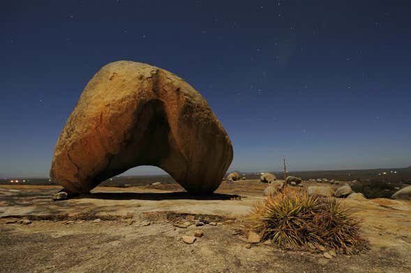 Excursão Privada a Cabaceiras e ao Lajedo de Pai Mateus: Descubra a 'Roliúde' Nordestina!