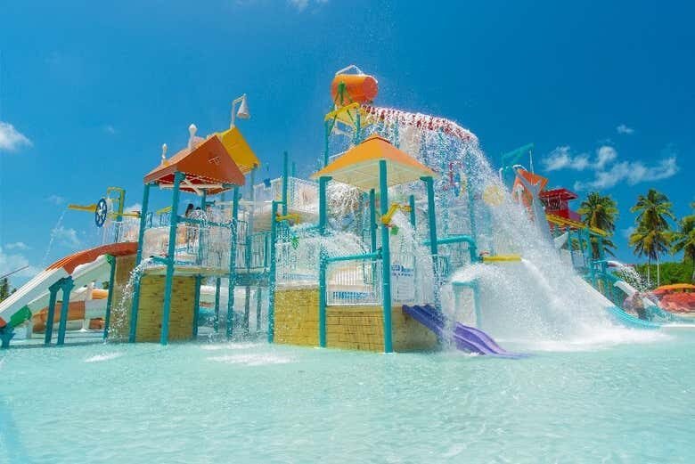 Explore a Aventura no Pratagy Acqua Park - Diversão Aquática para Toda a Família!