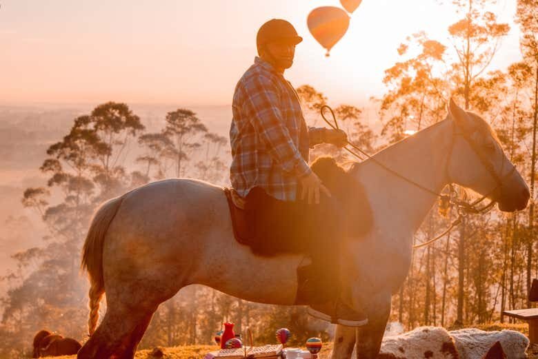 Passeio a Cavalo em Praia Grande – Entre Cânions e Tradições!