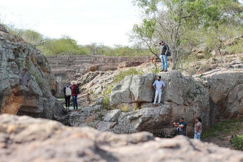Exploração Imperdível: Excursão a Delmiro Gouveia Partindo de Maceió!