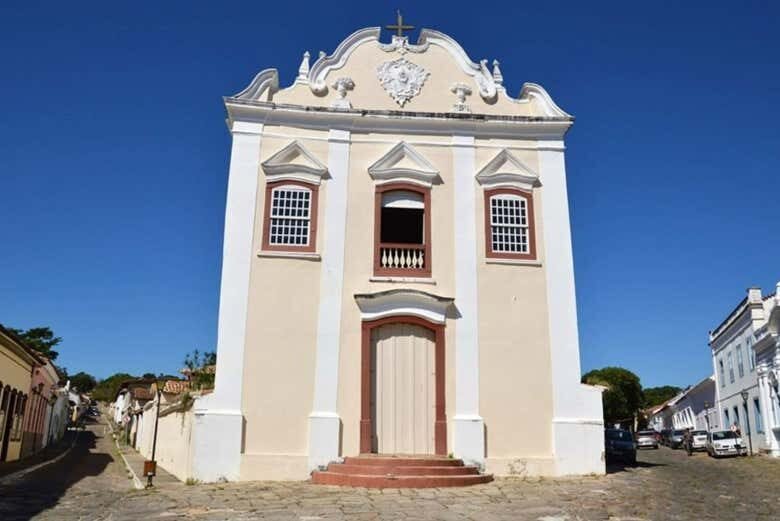 Descubra a História e Cultura em uma Excursão Inesquecível a Goiás Velho!