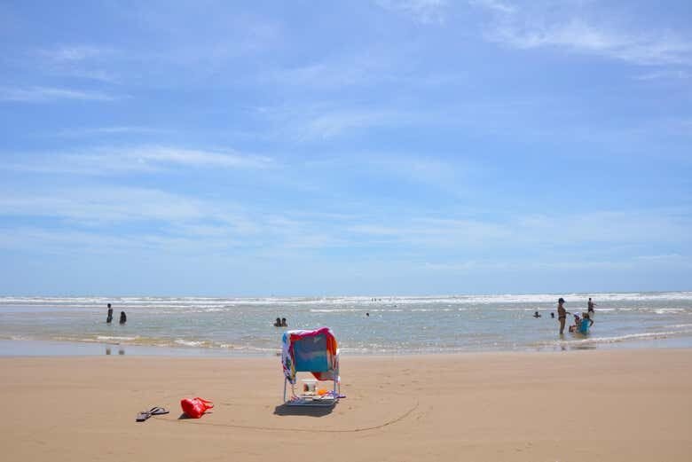 Salinópolis: Centro Histórico, Orla Marítima e Praia do Atalaia!