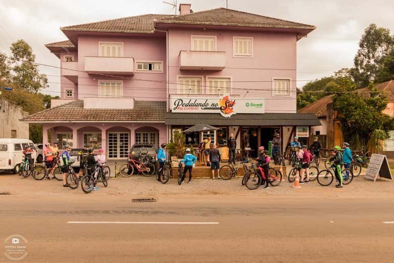 Pedal na Linha Brasil: Aventura e Cultura em Nova Petrópolis!