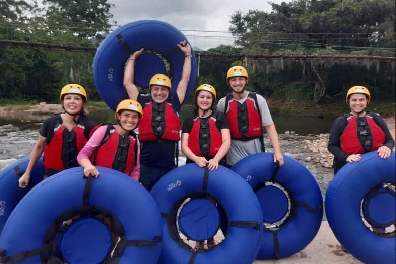 Aventuras de Boia Cross pelo Rio Canoa!