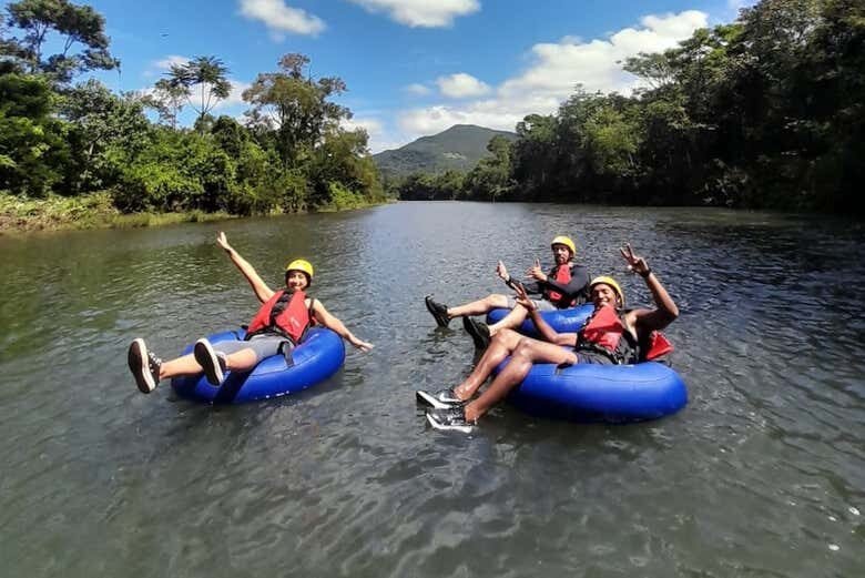 Aventuras de Boia Cross pelo Rio Canoa!