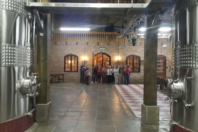 Conheça a Rota dos Caminhos da Colônia: História, Cultura e Vinhos na Serra Gaúcha!