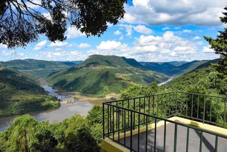 Tour em Cotiporã: A Joia da Serra Gaúcha!