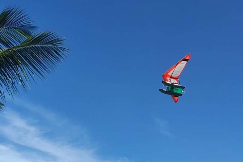 Voo de asa-delta aquática em Angra dos Reis: vistas de tirar o fôlego!