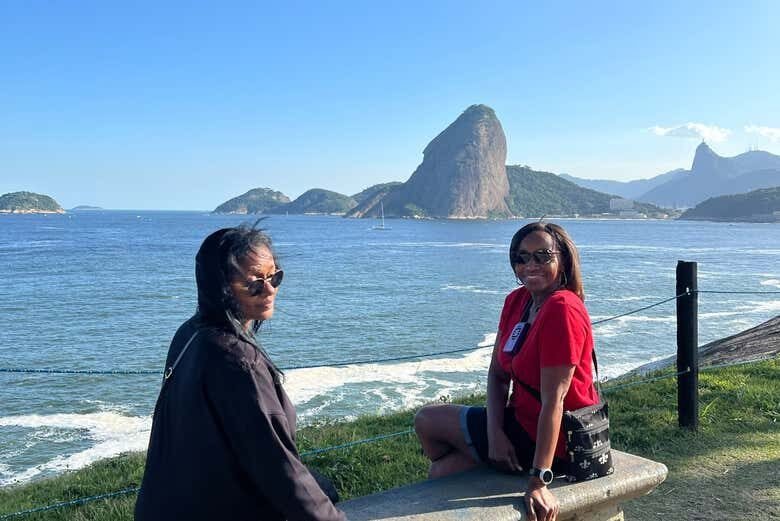 Niterói Essencial: História, Arquitetura e Vistas Inesquecíveis!