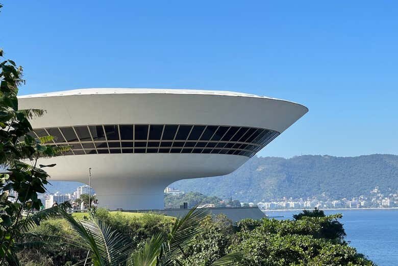 Niterói Essencial: História, Arquitetura e Vistas Inesquecíveis!