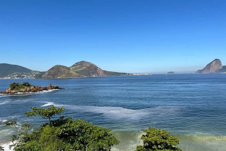 Niterói Essencial: História, Arquitetura e Vistas Inesquecíveis!